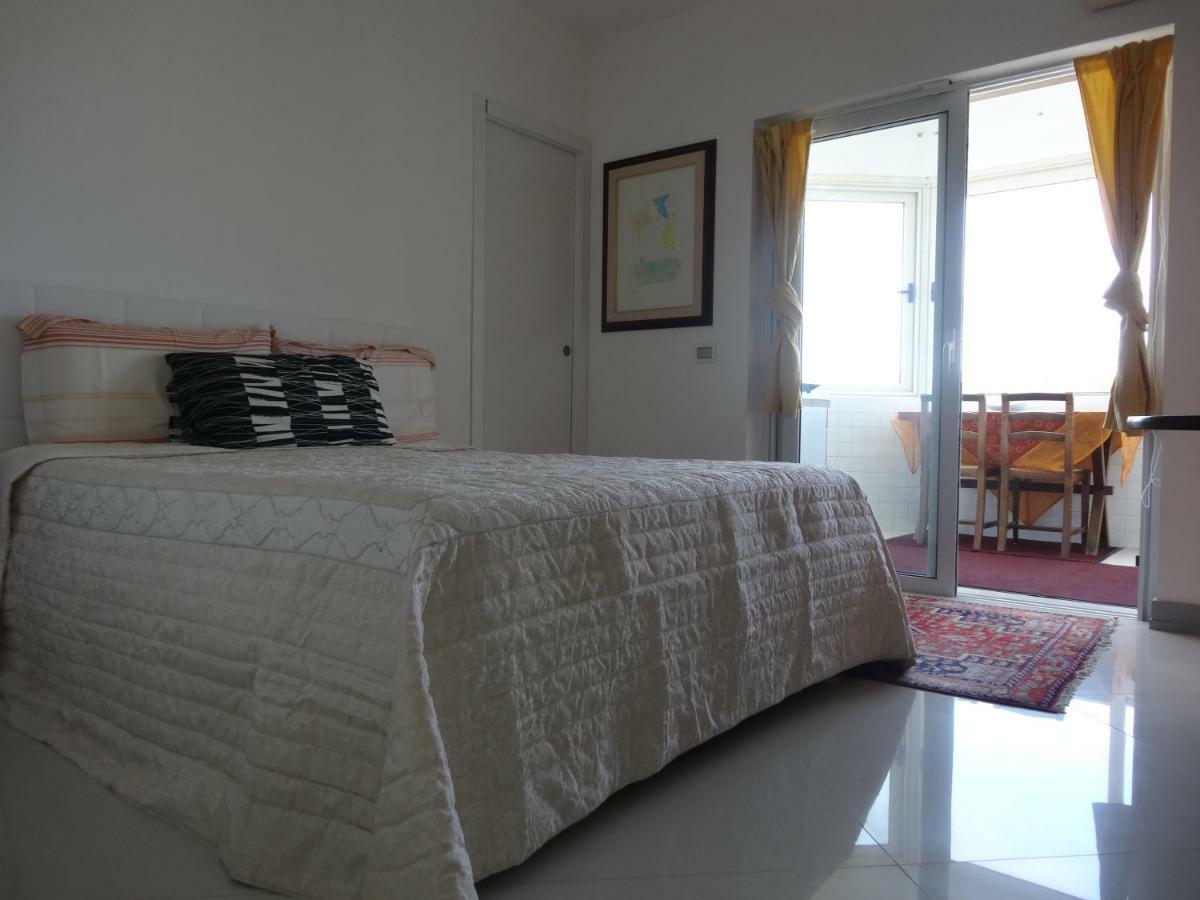 La Casa Di Gioconda Hotel Olbia Eksteriør billede